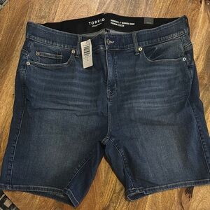 Torrid Blue Jean Shorts Relaxed Fit Mid-Thigh